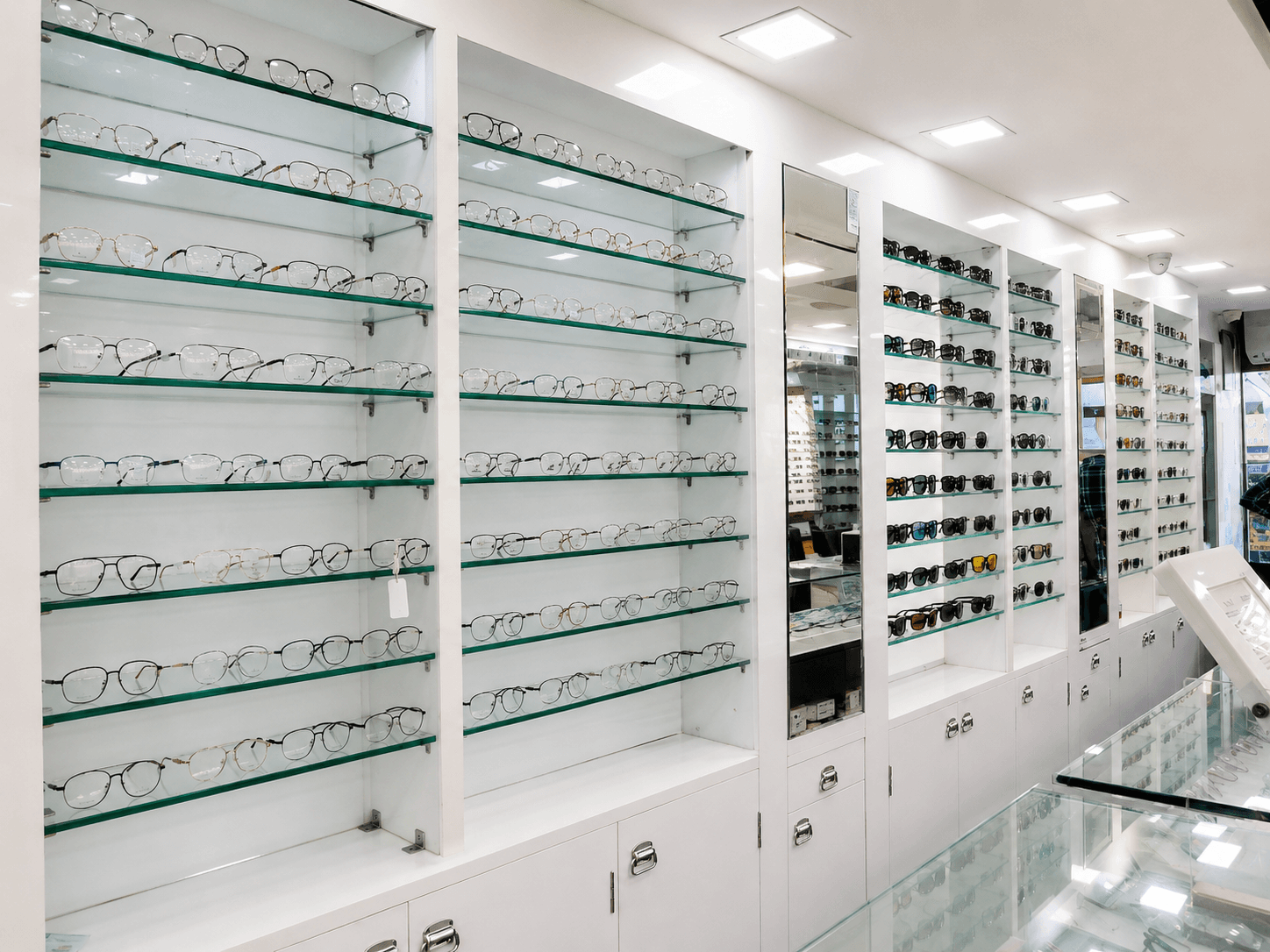 Sophisticated optical eyewear display with premium frames